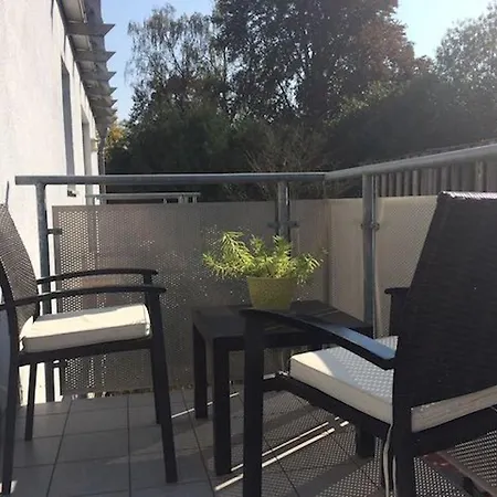 Moeblierte 2-zimmer Im Zentrum Von Vilsbiburg, Sonniger Balkon, Private Garage * Vilsbiburg